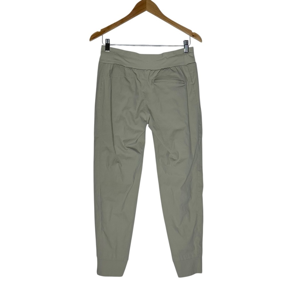 Athleta Trekkie North Jogger Pants Ecru Beige Size 4 Lightweight Travel Hiking - Picture 7 of 9